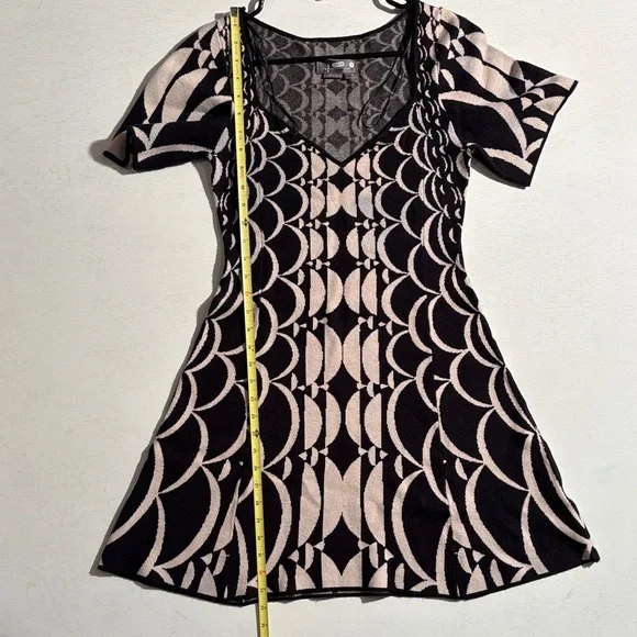 Anthropologie Black and Gray Knit Top - Picture 4 of 8